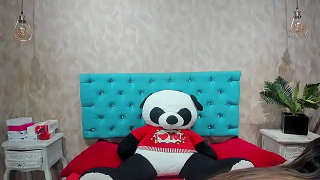 MadelineDoll online show from 11-23-25, 01:43