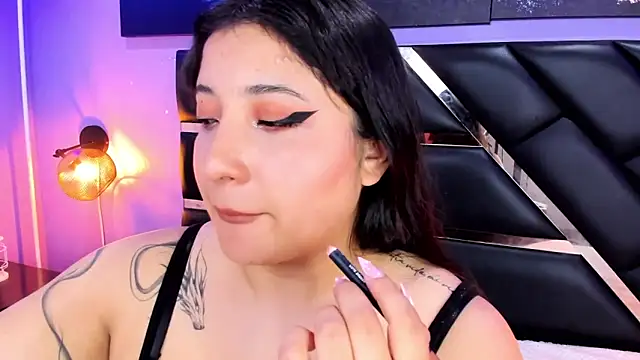 Emma monserrat online show from 06-18-26, 11:26