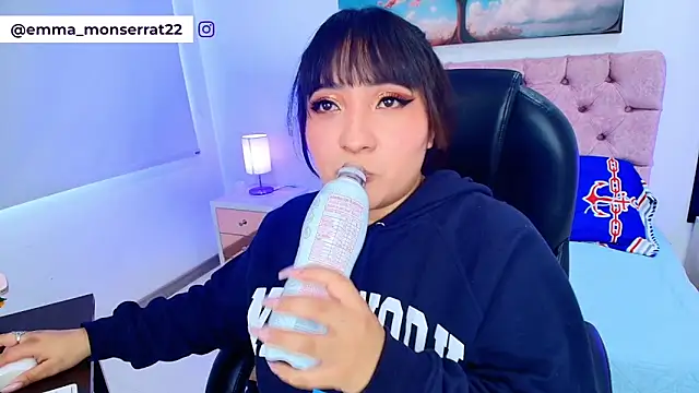 Emma monserrat online show from 02-02-26, 07:46