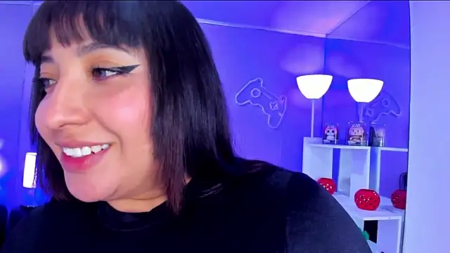 Emma monserrat online show from 05-21-26, 11:29