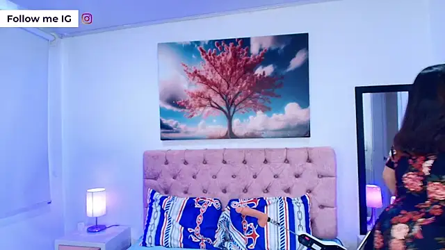 Emma monserrat online show from 02-16-26, 07:45