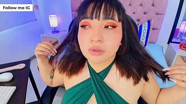 Emma monserrat online show from 01-31-26, 07:45