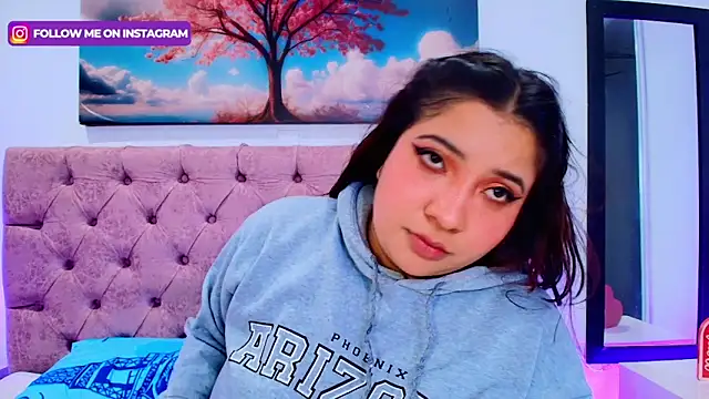 Snapshot of Emma_monserrat chatting on 11-09-25, 07:56 Emma monserrat online show from 11-09-25, 07:56