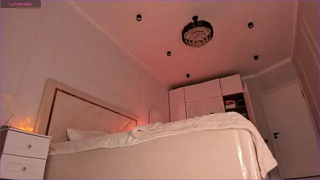 stellagracee online show from 04-05-26, 03:19