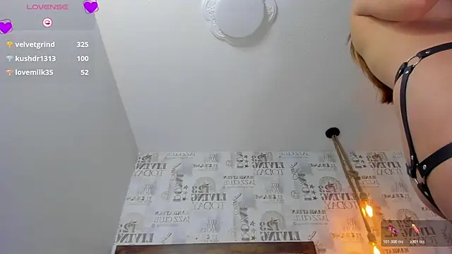 LUCYAMARS1 online show from 10-18-25, 03:58