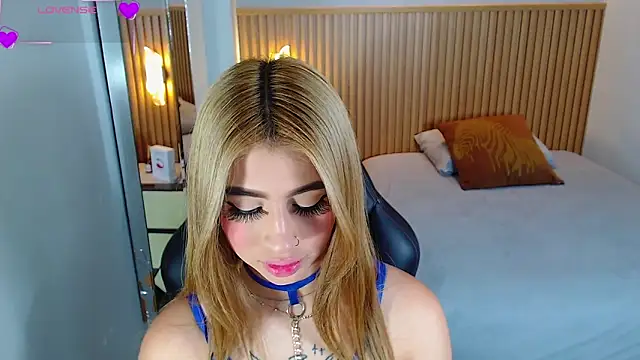 LUCYAMARS1 online show from 11-11-25, 12:44