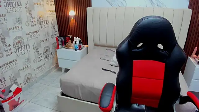 CAMILAGRAY online show from 02-10-26, 12:04