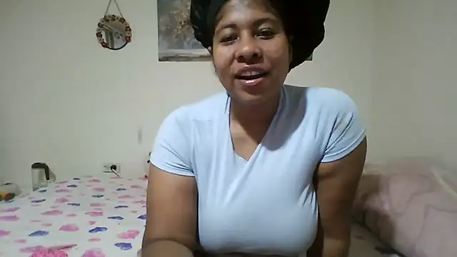 Ivon-09 online show from 05-25-26, 12:04