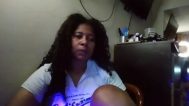 Ivon-09 online show from 11-04-25, 11:47