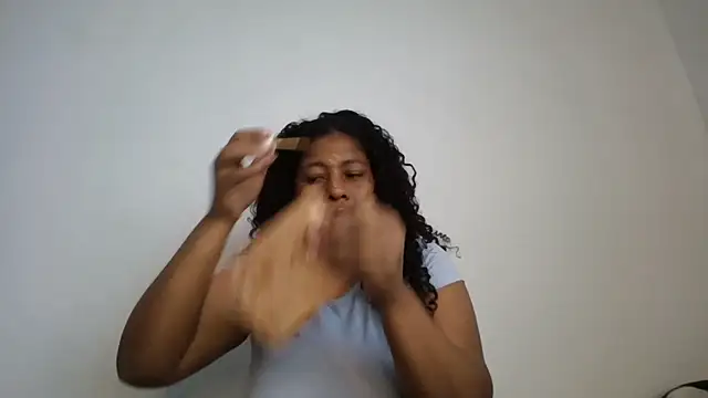Ivon-09 online show from 09-27-25, 04:24