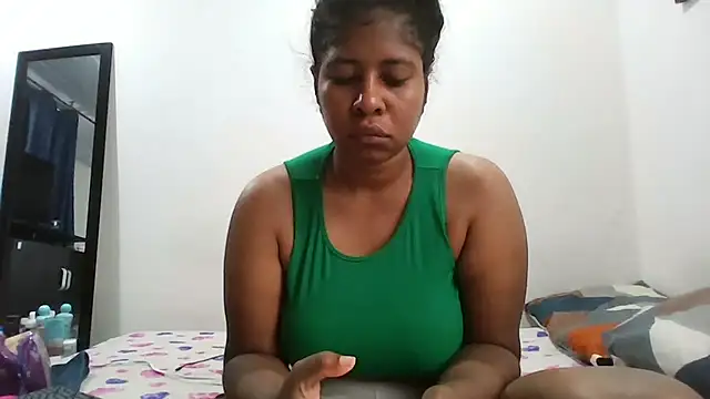 Ivon-09 online show from 02-22-26, 12:07