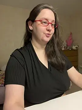 hungry1bunny online show from 04-21-26, 04:35