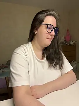 hungry1bunny online show from 02-13-26, 08:53