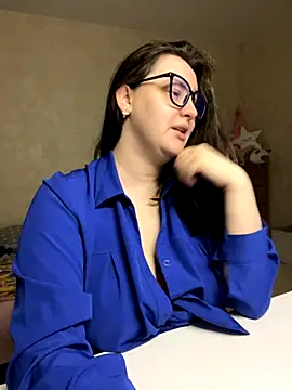 hungry1bunny online show from 11-22-25, 05:23