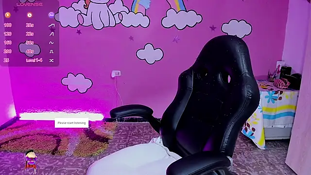 Snapshot of Sharon_hils chatting on 01-05-26, 10:46 Sharon hils online show from 01-05-26, 10:46