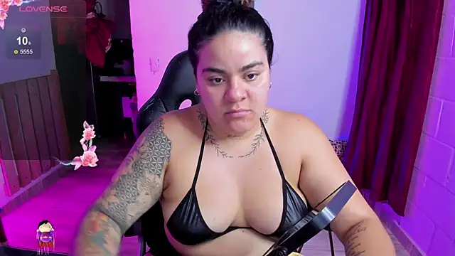 Snapshot of Sharon_hils chatting on 01-23-25, 10:54 Sharon hils online show from 01-23-25, 10:54