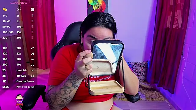 Snapshot of Sharon_hils chatting on 01-14-25, 03:36 Sharon hils online show from 01-14-25, 03:36