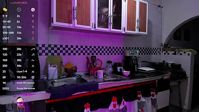 Snapshot of Sharon_hils chatting on 01-09-25, 11:56 Sharon hils online show from 01-09-25, 11:56