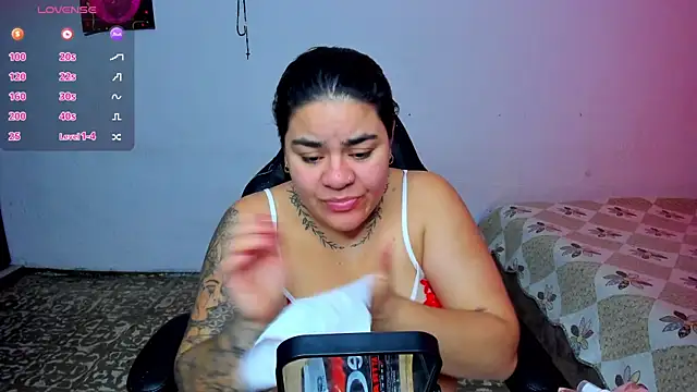 Sharon hils online show from 06-16-26, 01:44