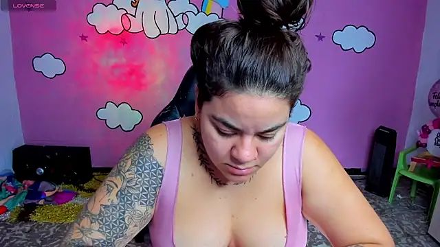 Sharon hils online show from 04-16-26, 01:12