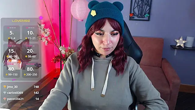 Snapshot of yumin3ko chatting on 12-24-24, 12:11 yumin3ko online show from 12-24-24, 12:11