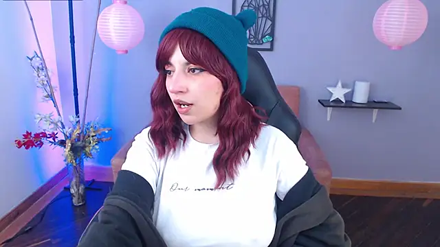 Snapshot of yumin3ko chatting on 01-30-25, 10:29 yumin3ko online show from 01-30-25, 10:29