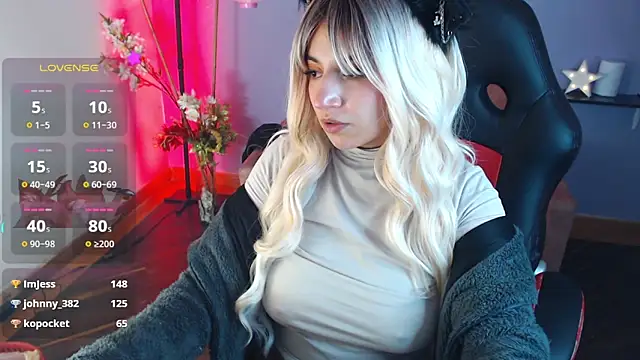 Snapshot of yumin3ko chatting on 01-06-25, 08:14 yumin3ko online show from 01-06-25, 08:14