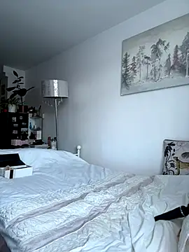 Dagmar92 online show from 11-30-25, 08:59