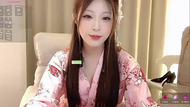 zhuzhu-520- online show from 11-12-25, 04:11