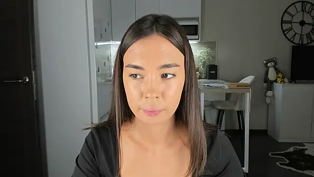 nilliluv online show from 10-30-25, 05:54