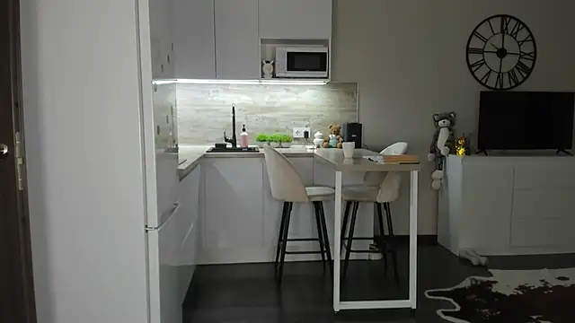 nilliluv online show from 10-08-25, 11:05