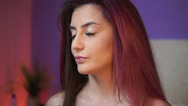 SabrinaHope online show from 06-11-26, 06:05