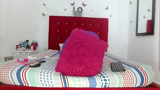 kattysex74 online show from 09-20-25, 08:36