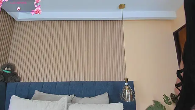 kathecute   online show from 11-13-25, 01:42