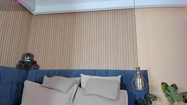 kathecute   online show from 02-13-26, 02:33