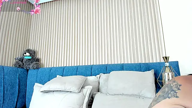 Snapshot of kathecute__ chatting on 04-07-26, 01:40 kathecute online show from 04-07-26, 01:40