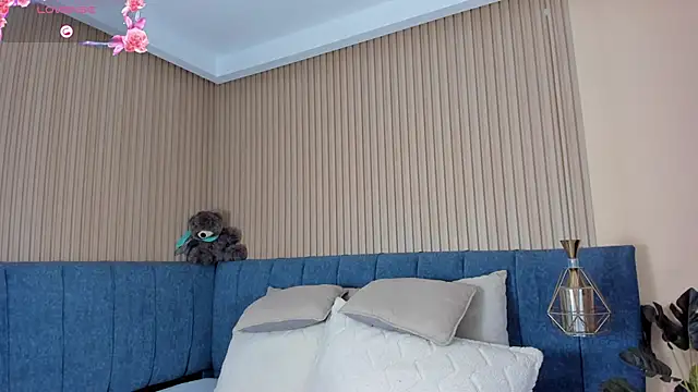 Snapshot of kathecute__ chatting on 04-01-26, 01:41 kathecute online show from 04-01-26, 01:41