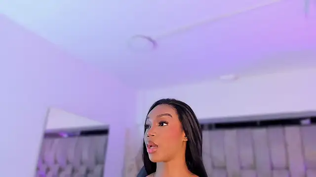 ChaynnaCooper online show from 09-23-25, 07:43