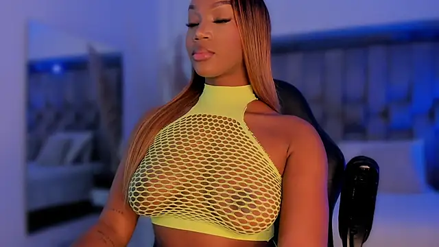 ChaynnaCooper online show from 11-04-25, 04:38