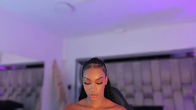 ChaynnaCooper online show from 09-20-25, 09:20