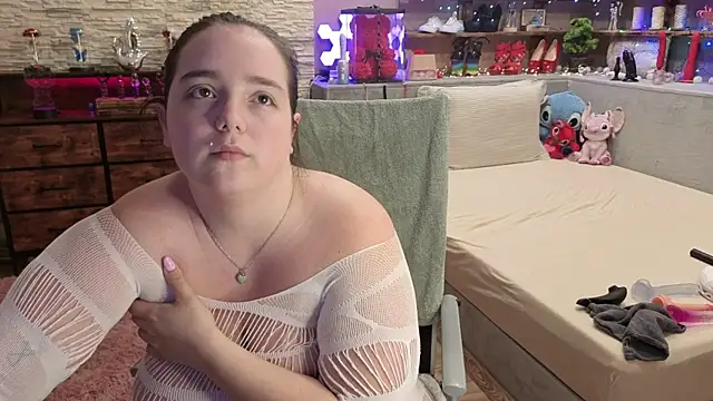 Kimberly-Caprice online show from 04-03-26, 06:25