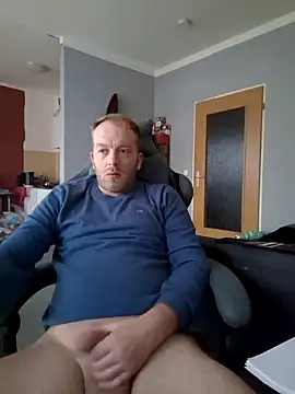 Henner33 online show from 03-02-25, 01:31