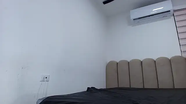 nicol f online show from 03-03-26, 03:02