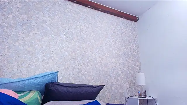 nicol f online show from 11-28-25, 03:07