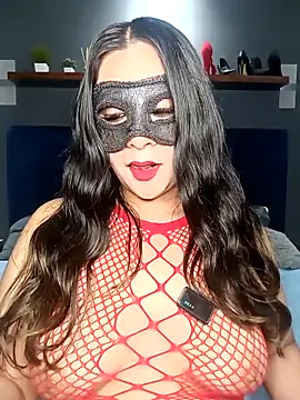 Snapshot of Ursa_sexy chatting on 10-09-25, 06:36 Ursa sexy online show from 10-09-25, 06:36