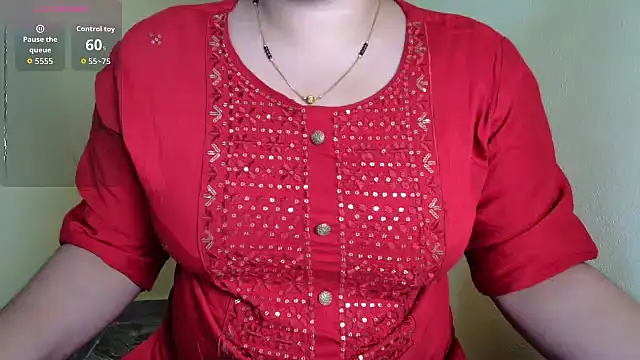 Snapshot of sindhu_22 chatting on 10-15-25, 04:48 sindhu 22 online show from 10-15-25, 04:48