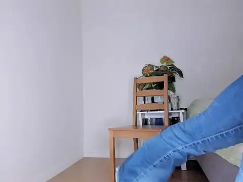 Snapshot of Chanel_shaw chatting on 09-18-25, 02:31 Chanel shaw online show from 09-18-25, 02:31