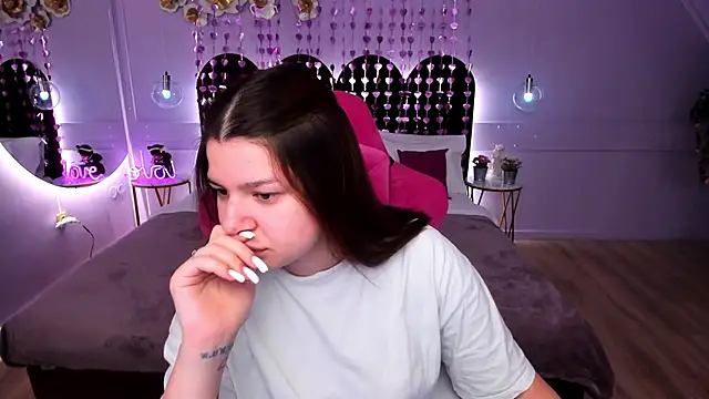 MelanieCarterr online show from 02-14-26, 05:07