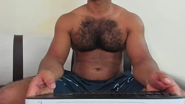 Snapshot of lunainsane58 chatting on 07-30-26, 02:16 lunainsane58 online show from 07-30-26, 02:16