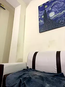 Snapshot of lunainsane58 chatting on 11-04-25, 08:18 lunainsane58 online show from 11-04-25, 08:18